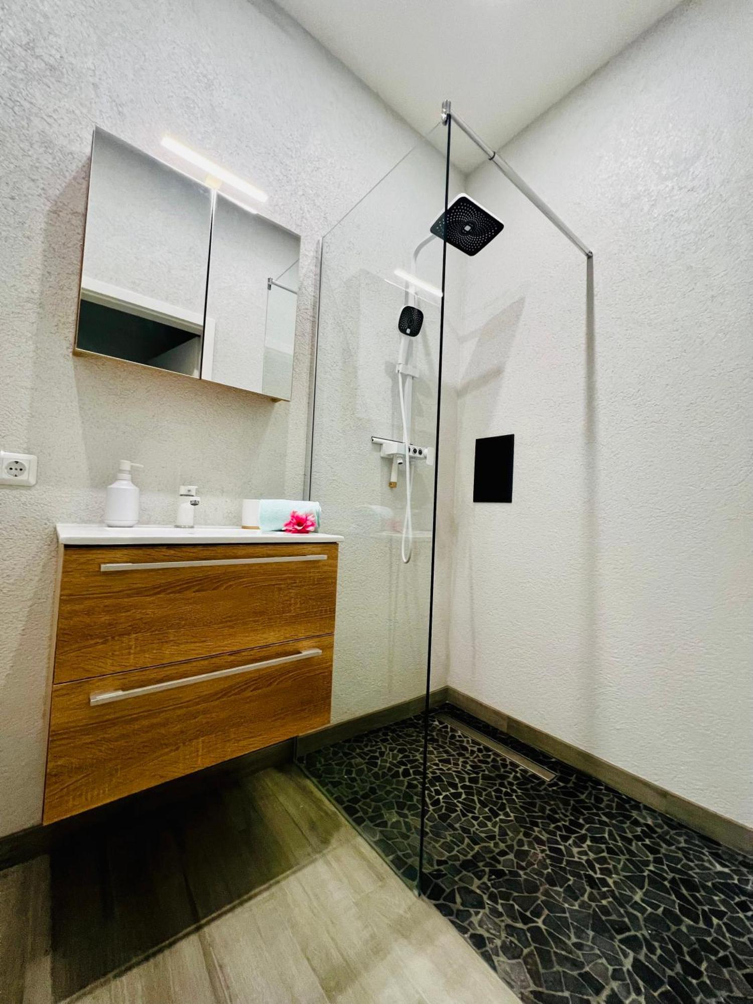 Holi Day Spa 2-Bett Zimmer App 4 Berlin Exterior foto